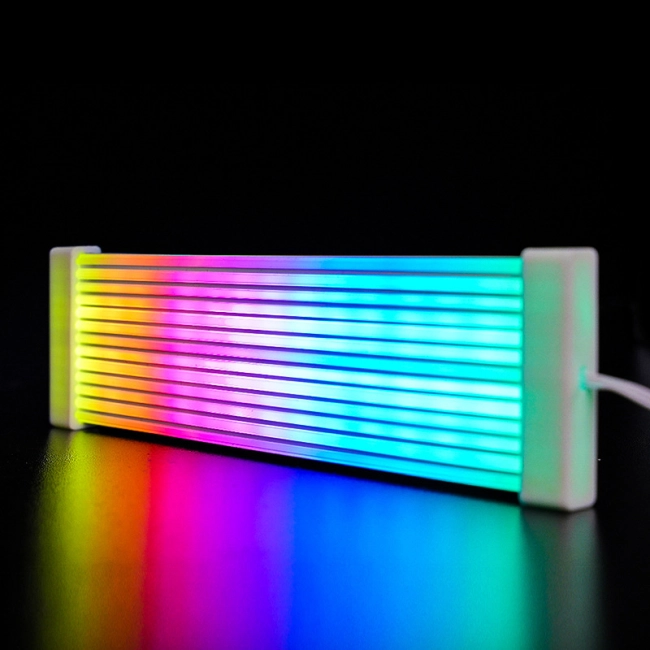 гнучка світлодіодна стрічка на комп'ютер