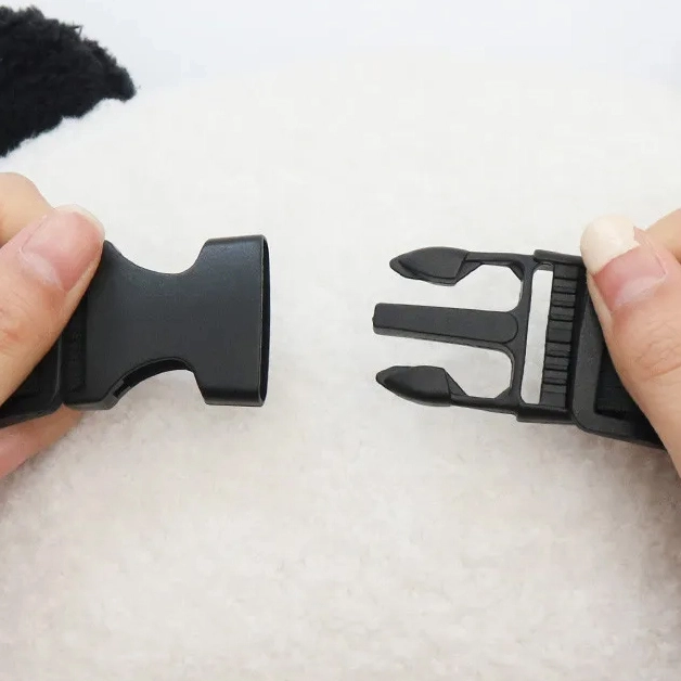 Автомобильная подушка панда