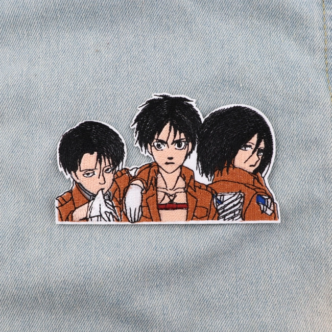 нашивка атака титанов