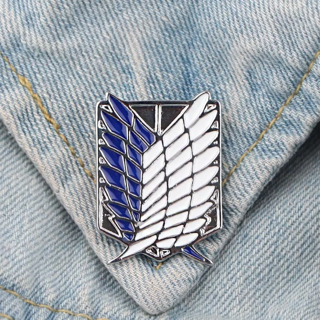 значок з атаки титанів