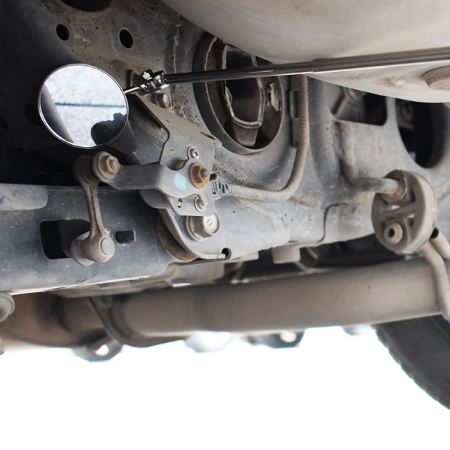 Зеркало для дна автомобиля