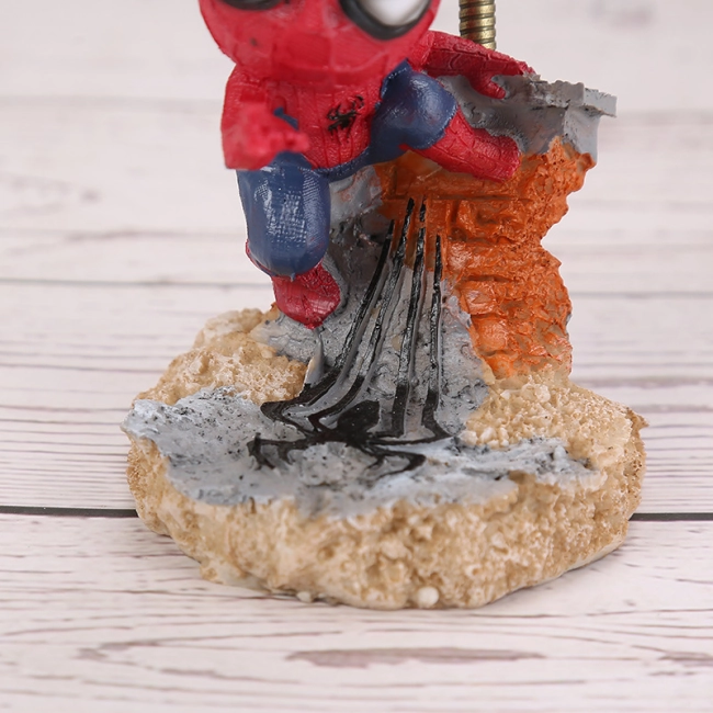 Нічник у вигляді Людини павука