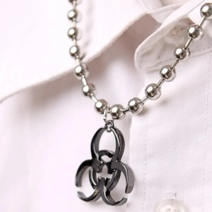 Кулон биологическая опасность кулон биологическая опасность