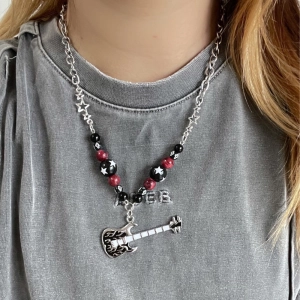 Підвіска з гітарою підвіска з гітарою