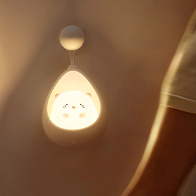 портативный ночник с датчиком движения