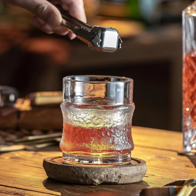 стакан в бар для алкоголю