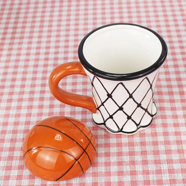 кружка з баскетбольним кільцем