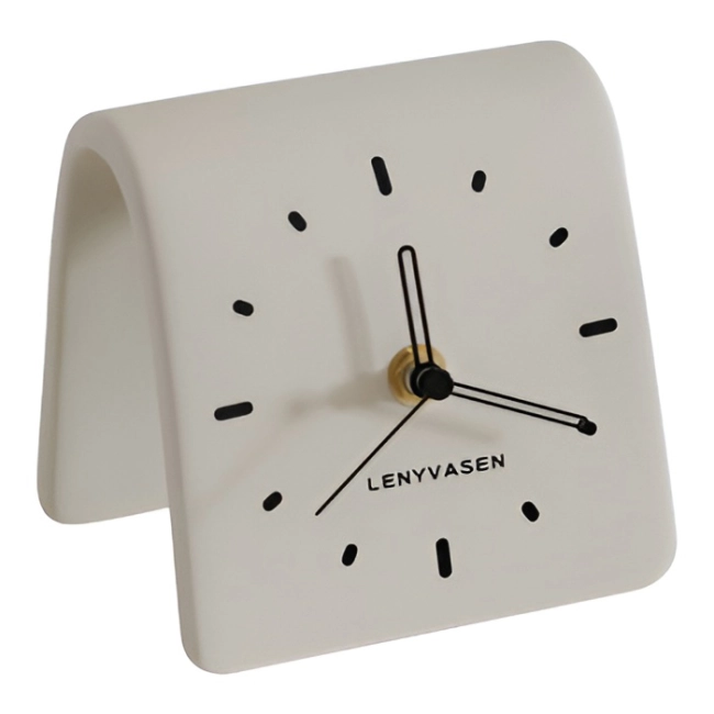 Настольные часы для дома