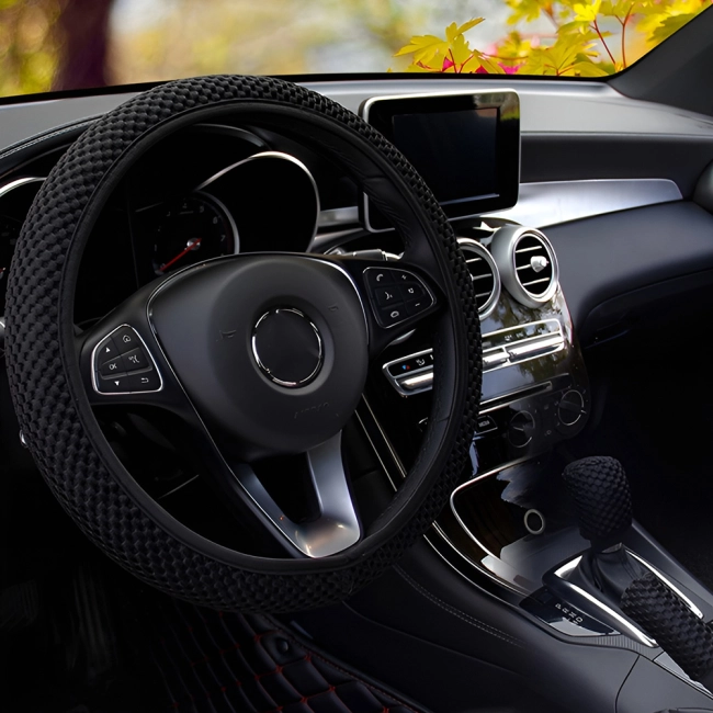 Оплетка на руль машины