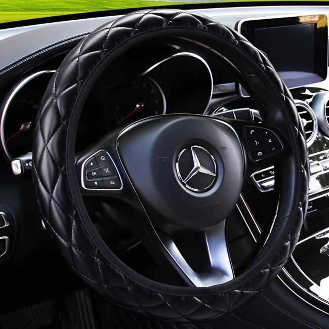 Оплетка для руля в авто