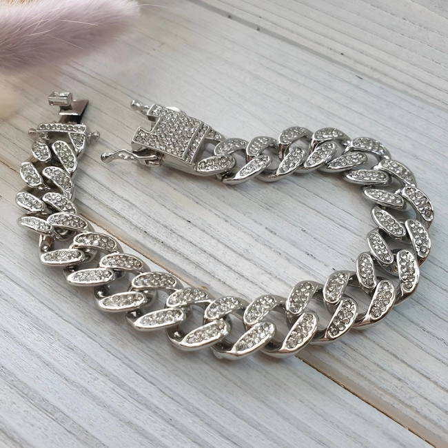 Браслет на руку для девушек