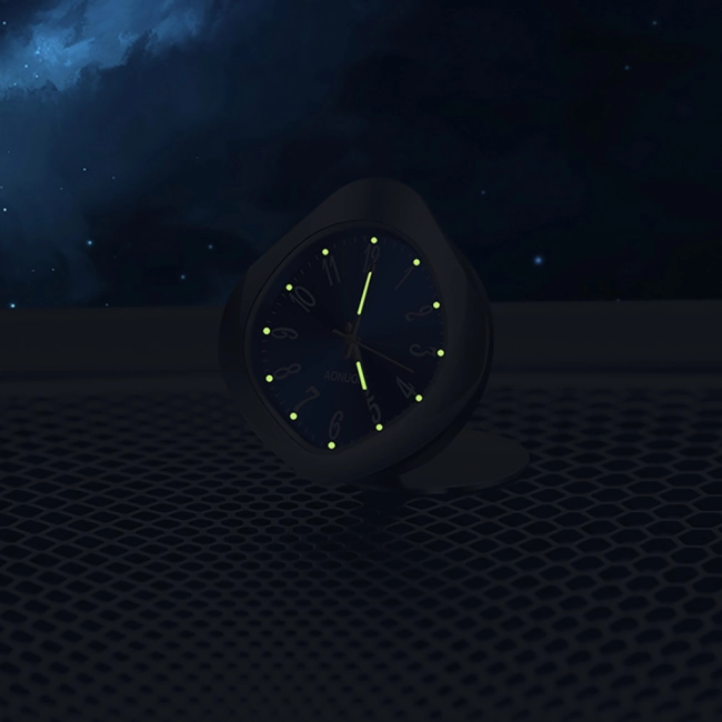 автомобільний годинник в салон