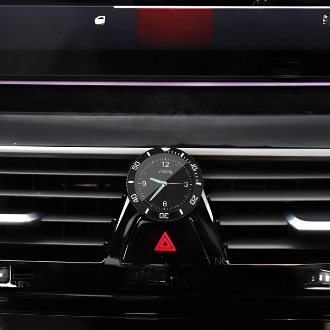 маленькие часы для автомобиля