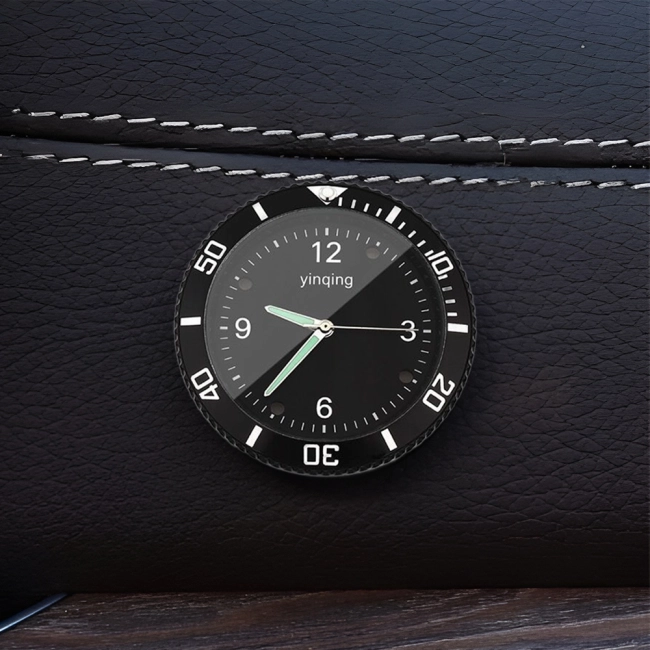 электронные часы в автомобиль