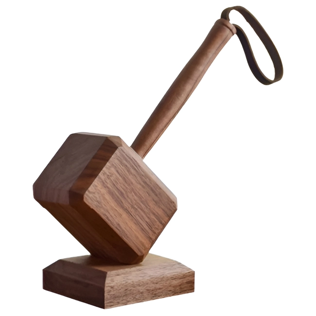 Открывашка в виде молота