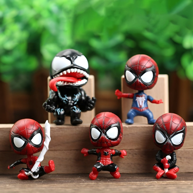 фигурки с человеком пауком