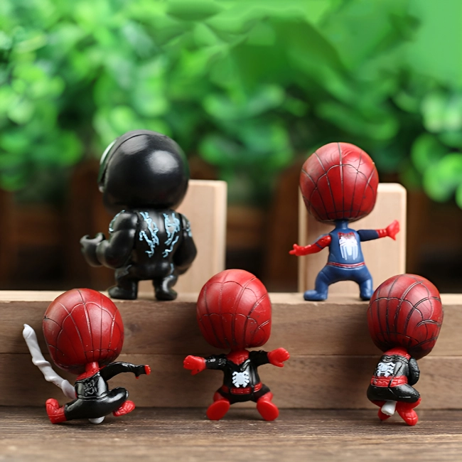мини фигурки человека паука