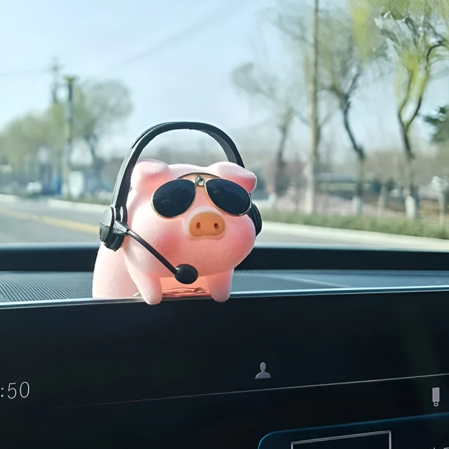 Купить свинку в машину