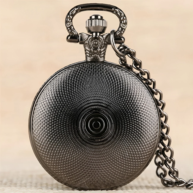 Кишеньковий годинник на підвісці