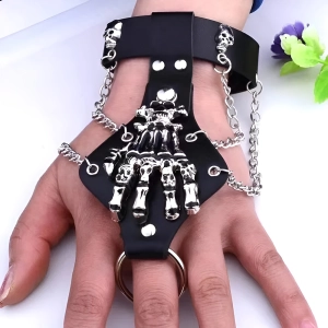 Браслет рука скелета