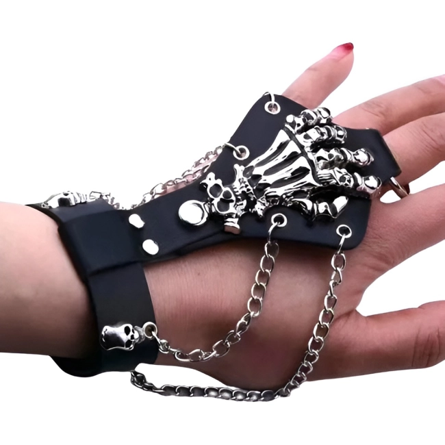 Браслет в виде скелета для руки