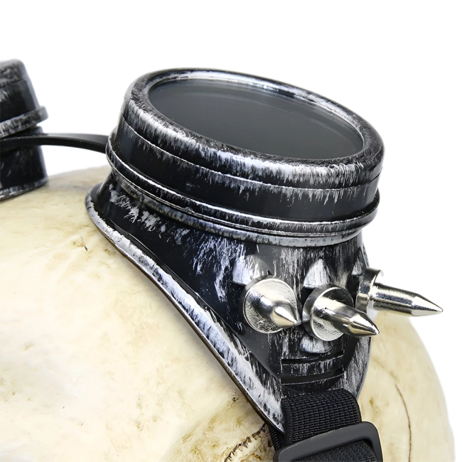 маска в стиле стимпанк с очками