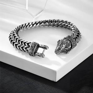 Браслет со змеей