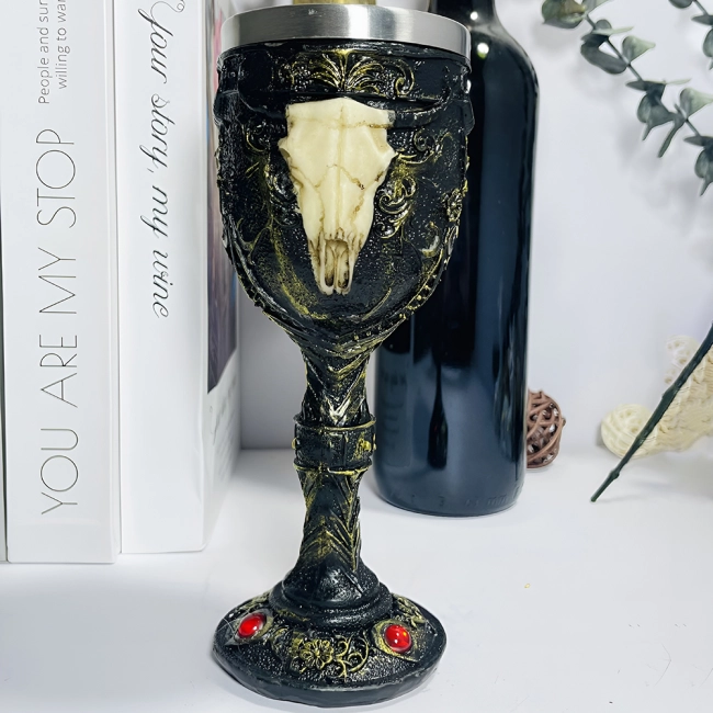 кубок-череп