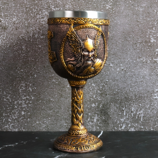 бокал с тором