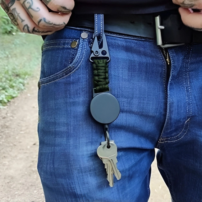 ретрактор для ключів або бейджа