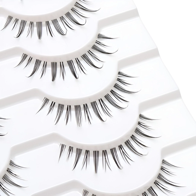 Накладные ленточные ресницы