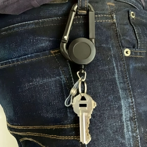 Рулетка для бейджа с карабином рулетка для бейджа