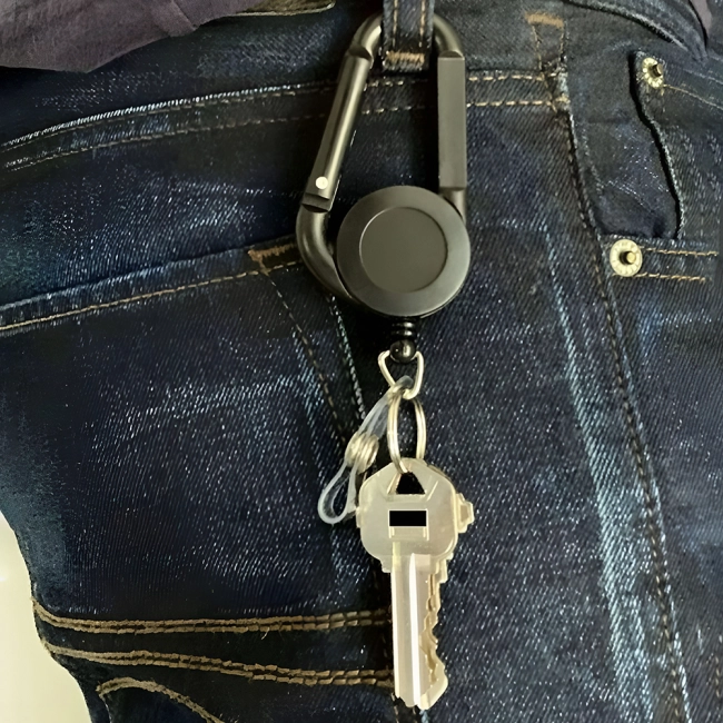 рулетка для бейджа