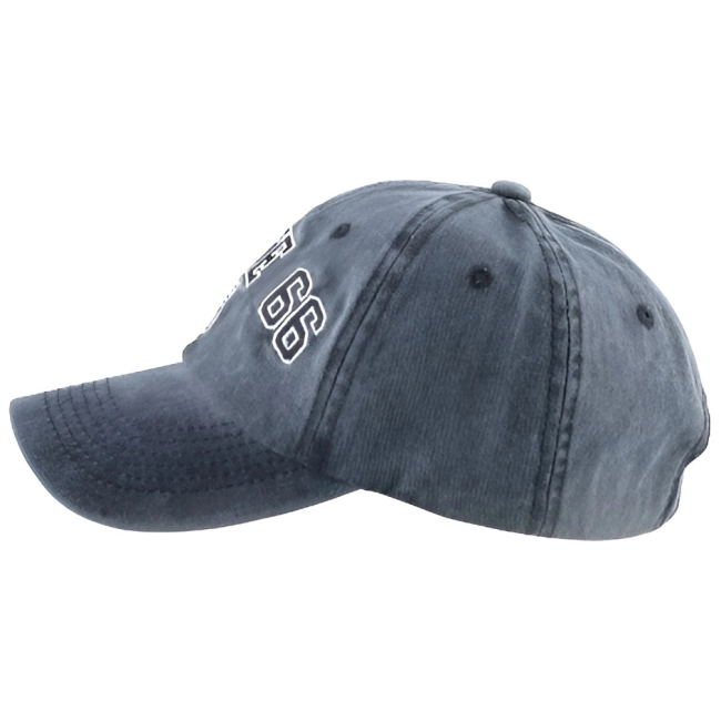 Мужская бейсболка на голову