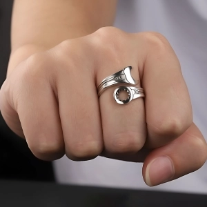 Мужское кольцо в виде гаечного ключа Кольцо в виде гаечного ключа