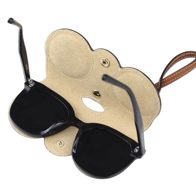 футляр для очков с креплением