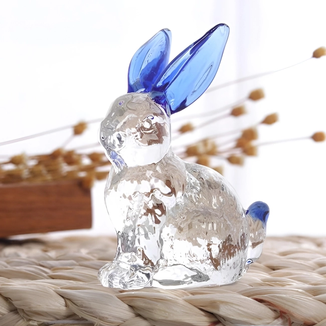 прикраса у вигляді кролика