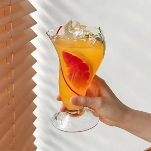 Коктейльний келих із хвилями у вигляді торнадо (450 мл) келих із хвилями