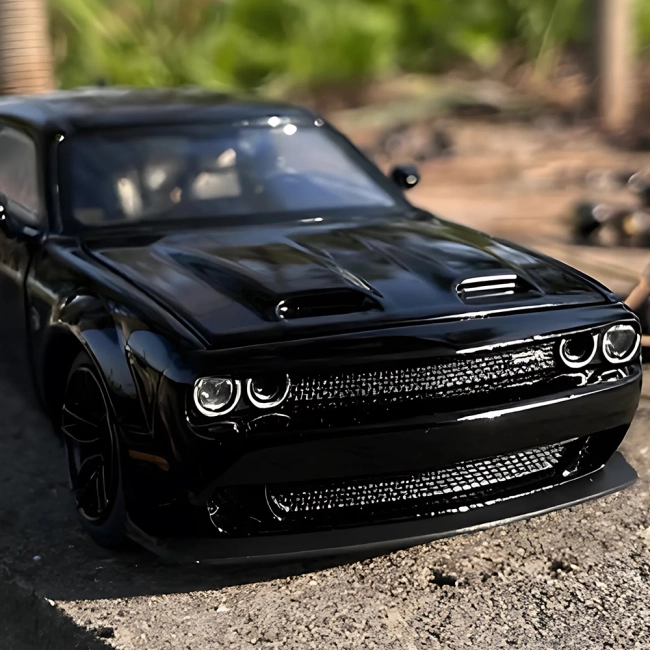 фигурка Challenger