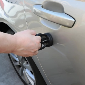 вакуумная присоска для удаления вмятин на автомобиле