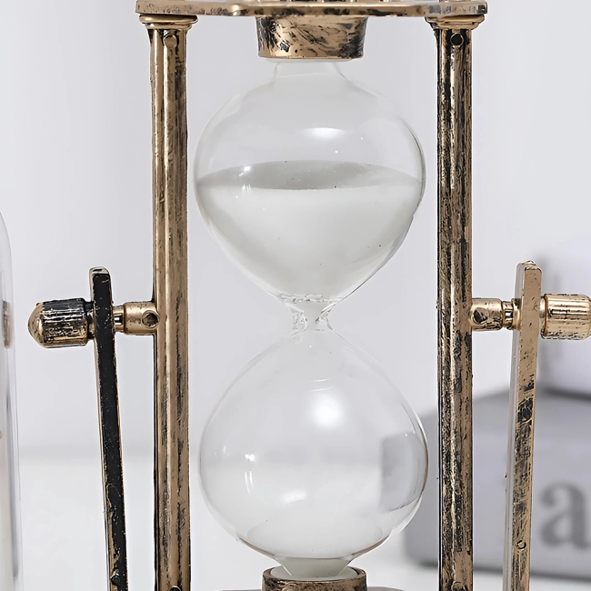 пісочний годинник у стилі ретро