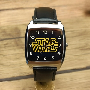 часы для мужчин на запястье