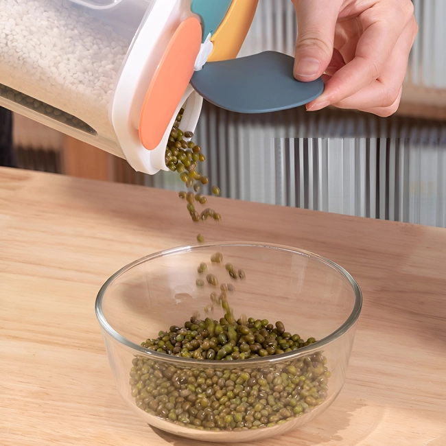 Кухонна ємність для круп