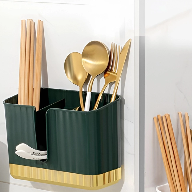 Настенное крепление для столовых приборов