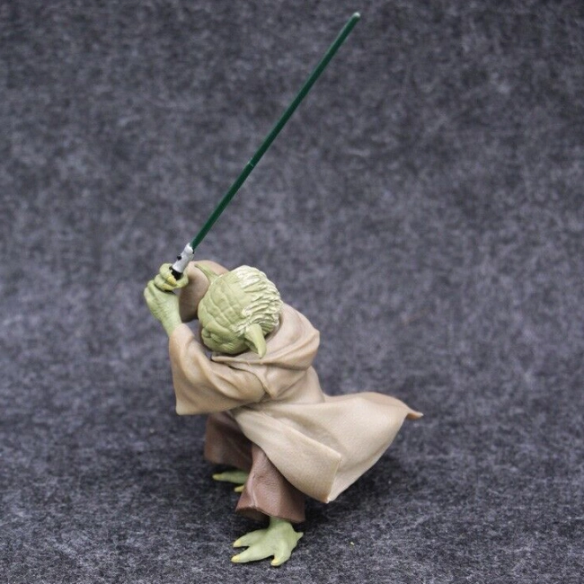 Фигурка Yoda