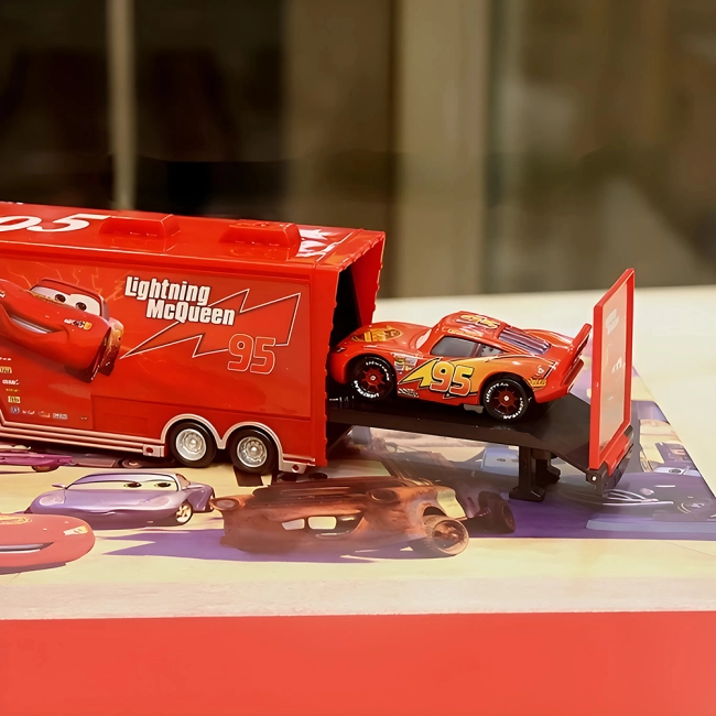 Набор машинок молния маккуин