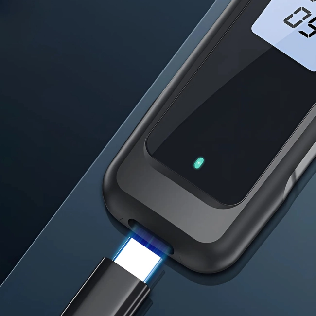 автомобильный алкотестер