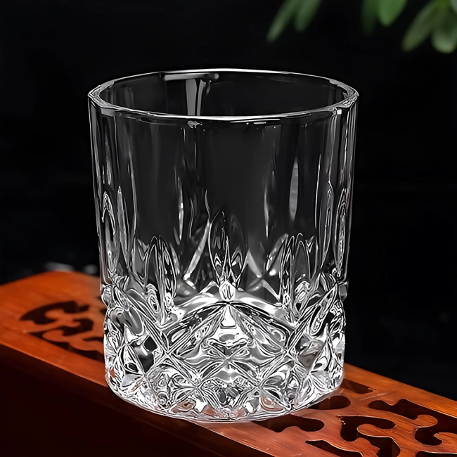 класичний стакан для віскі