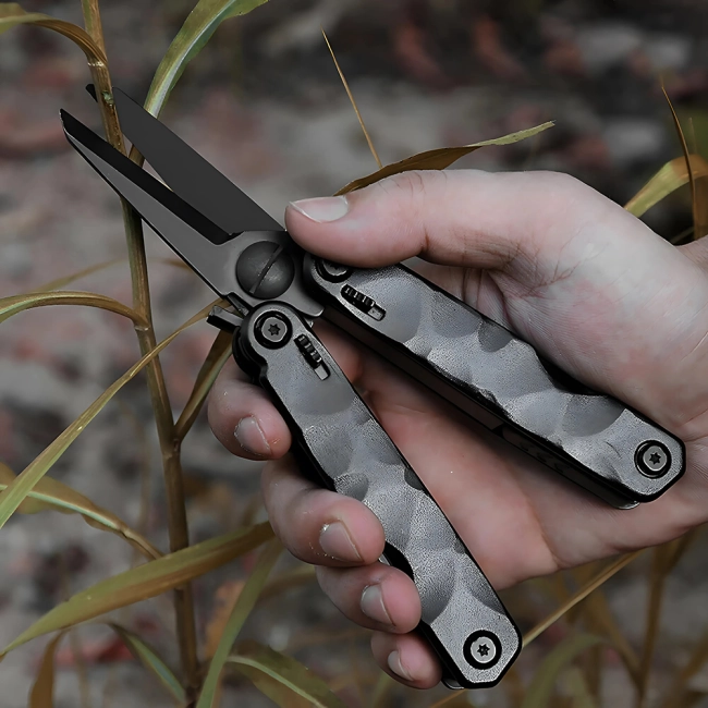 Ножиці для виживання у кемпінгу