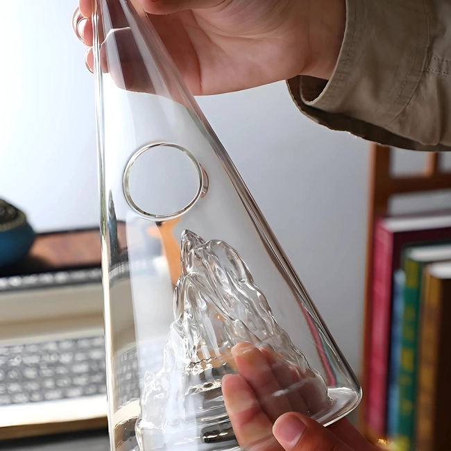 Декантер для подачи вина